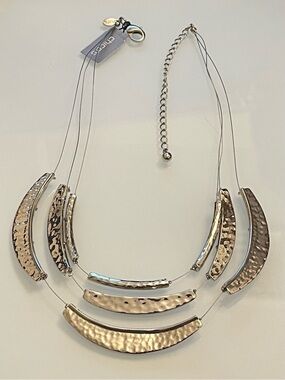 Chico’s ELCIDA Illsn Silver Tone Hammered Triple Strand Necklace New W Tag